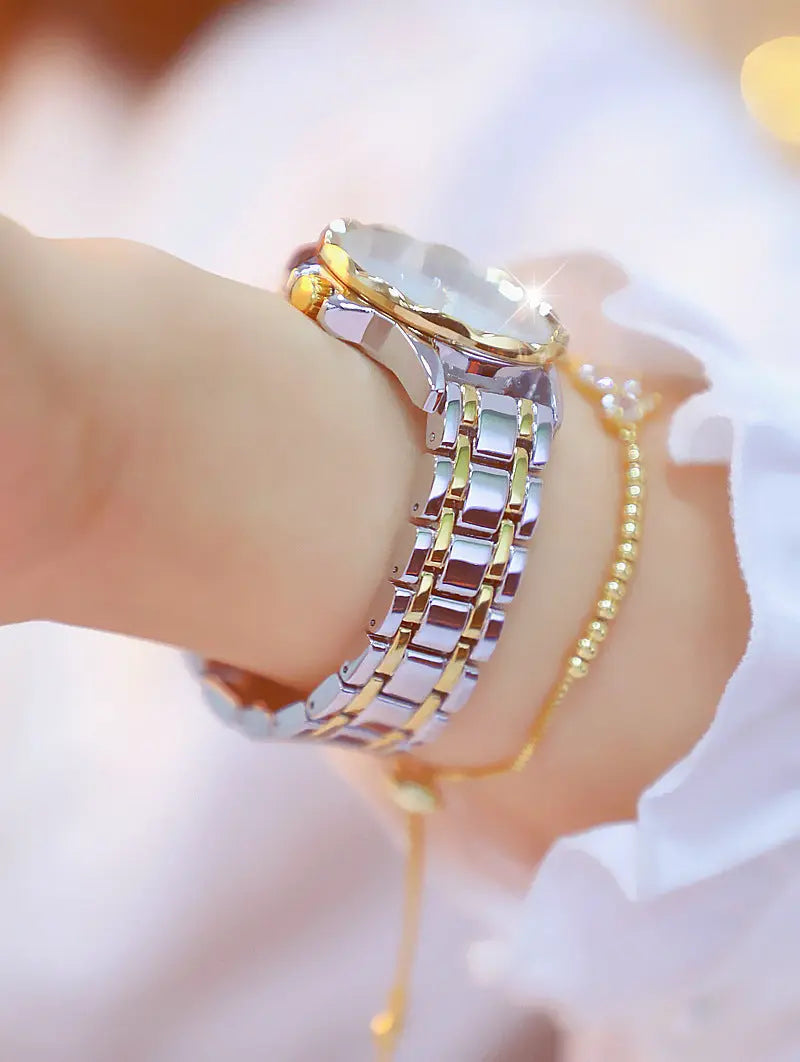 Woman Bracelet Diamond Watch w/Gold Bracelet My Store