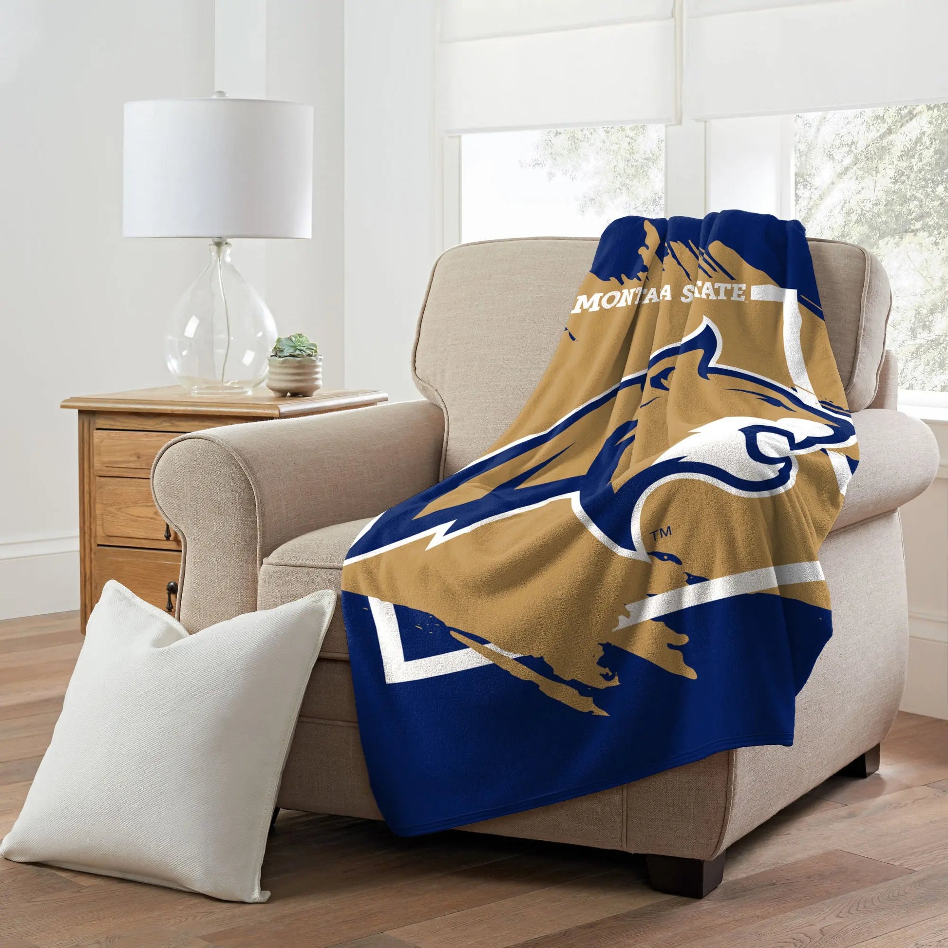 MONTANA STATE OFFICIAL NCAA "Halftone" Micro Raschel Throw Blanket; 46" x 60" The Northwest Company