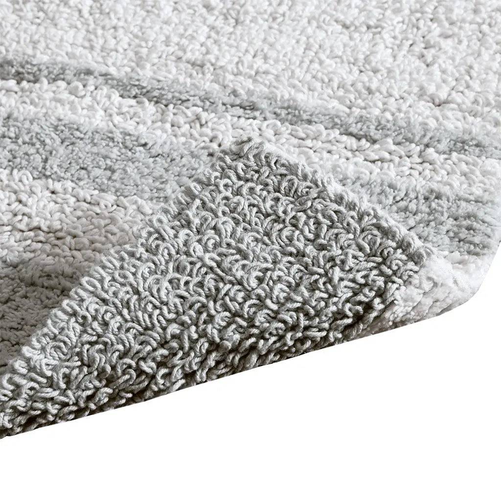 Reversible Bath Rug - Gee-Commerce, LLC