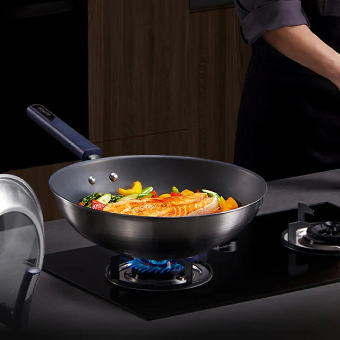 Titanium Uncoated Non-Stick Wok 30cm Doba