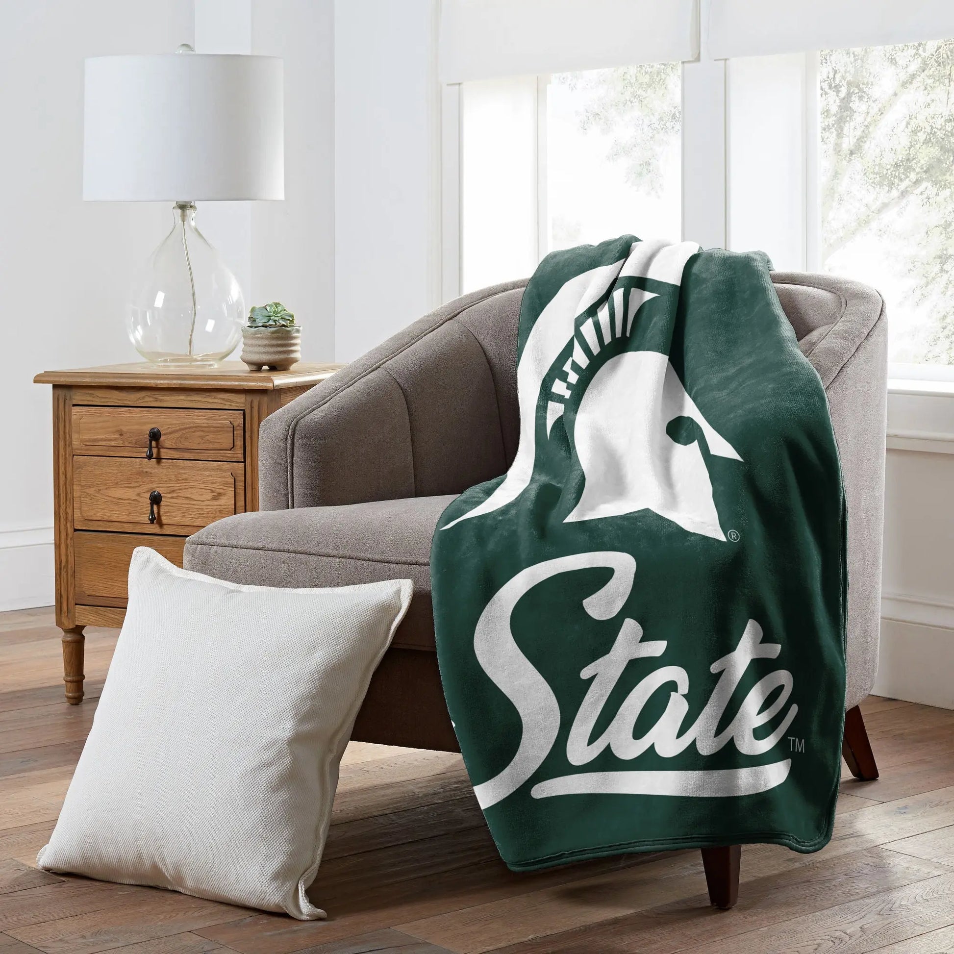 Michigan State OFFICIAL NCAA "Signature" Raschel Throw Blanket The Northwest Company