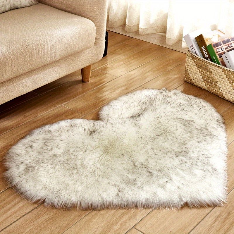 1pc Heart Shaped Area Rug, Plush Faux-Fur Carpet For Living Room & Bedroom, Home Decor Valentine's Day Decor 19.6in*23.6in/50cm*60cm - Gee-Commerce, LLC