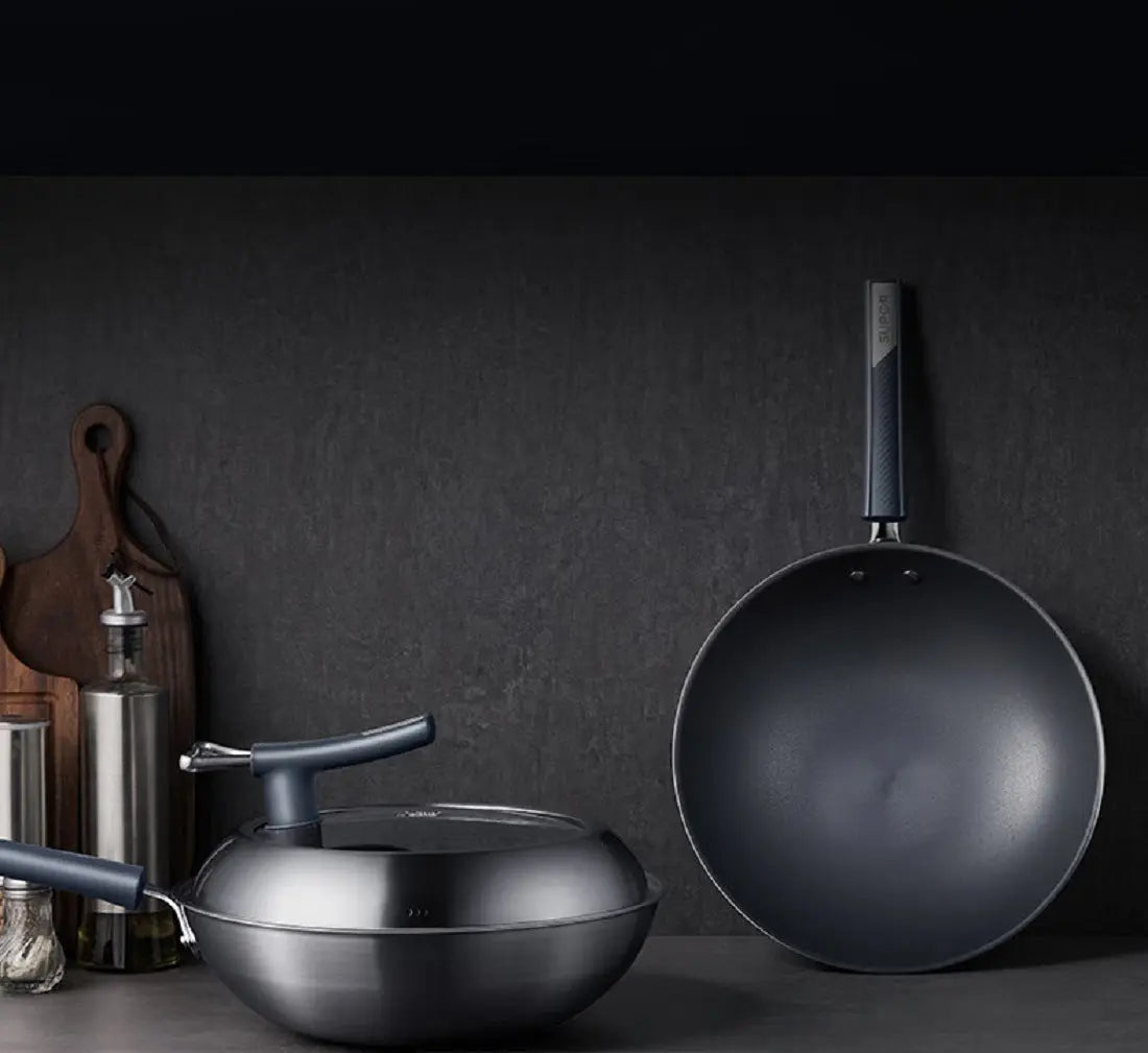 Titanium Uncoated Non-Stick Wok 30cm Doba