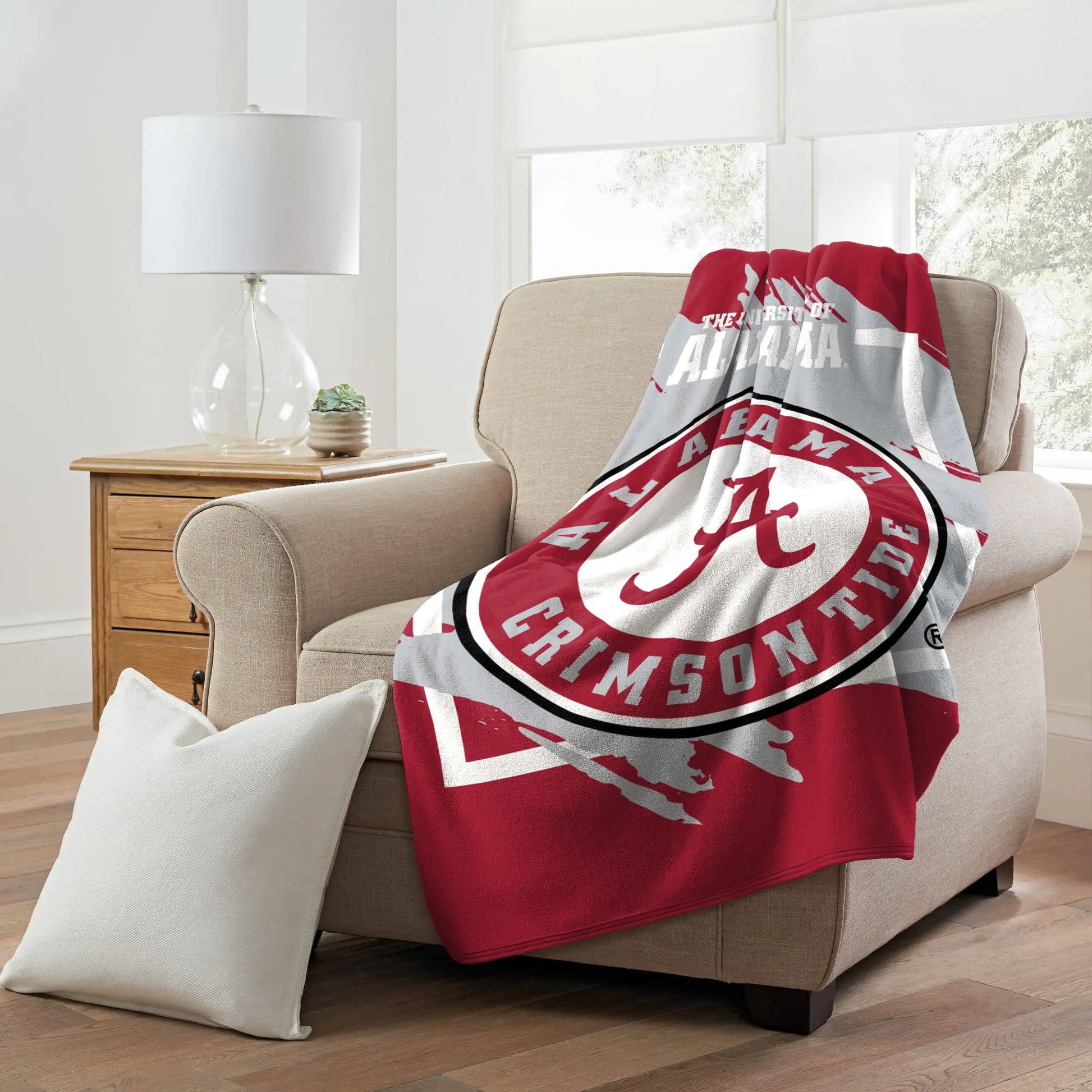 ALABAMA OFFICIAL NCAA "Dimensional" Micro Raschel Throw Blanket; 46" x 60" The Northwest Company