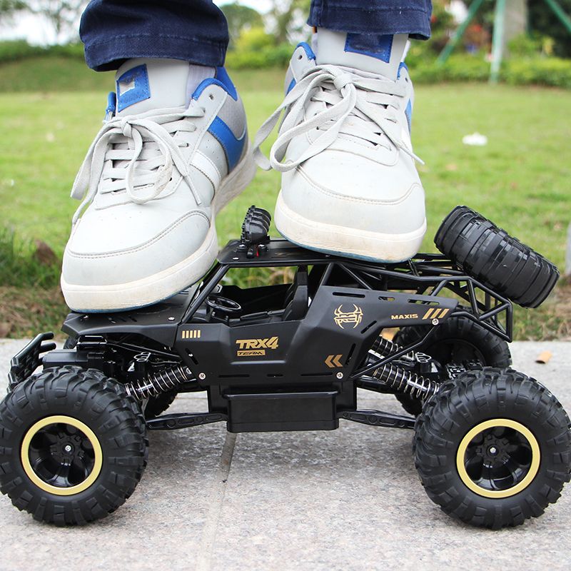 Large Remote-Control Cars - Rock Crawler Monster Truck Doba